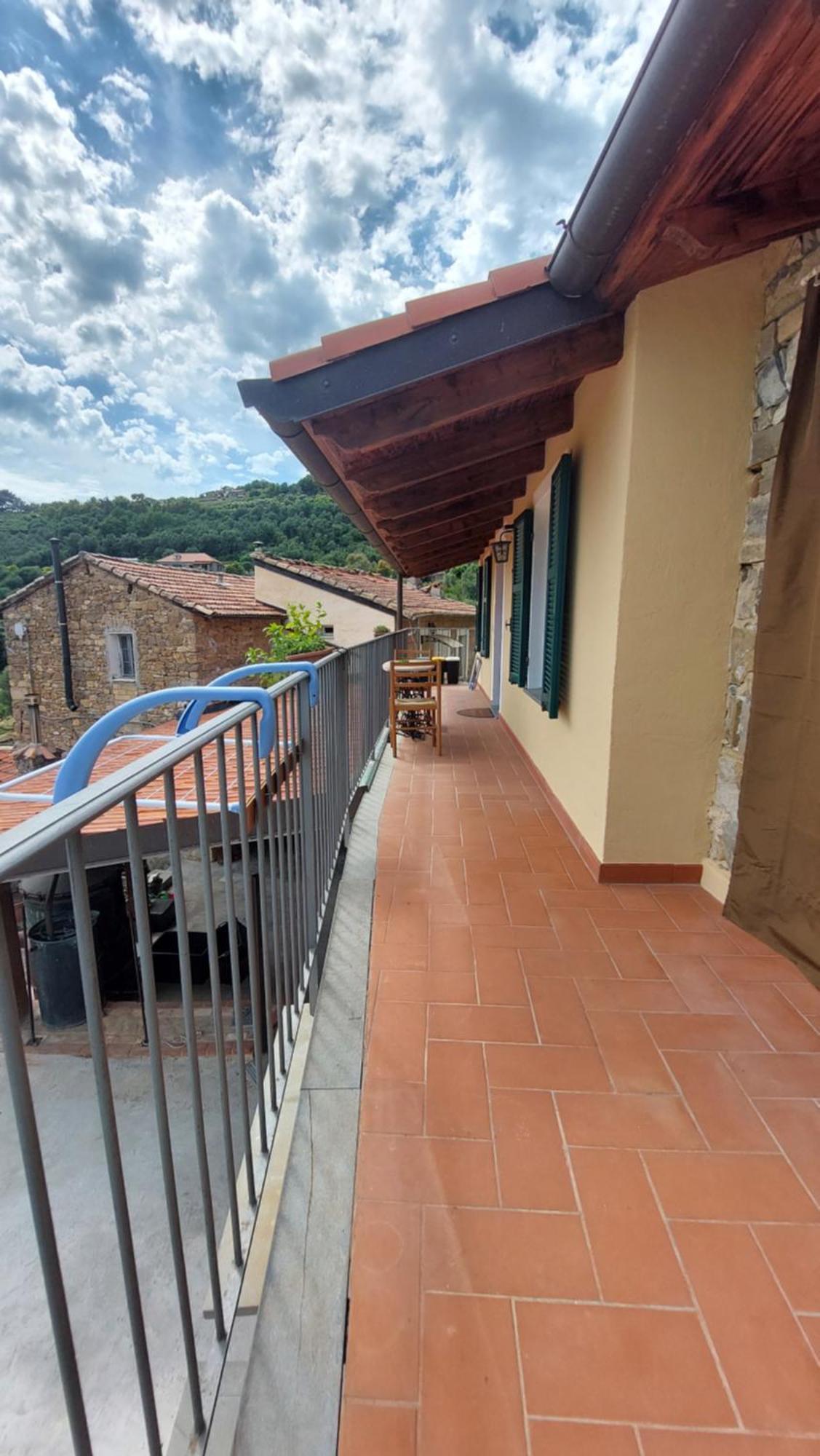 Il Nido Del Viaggiatore Vallebona Esterno foto